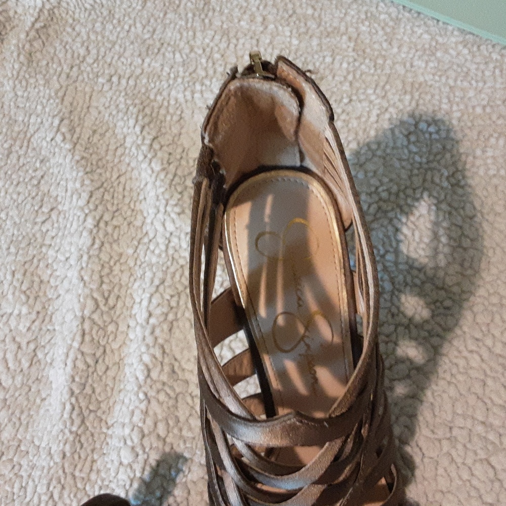 Shoes - Picture 2 of 3